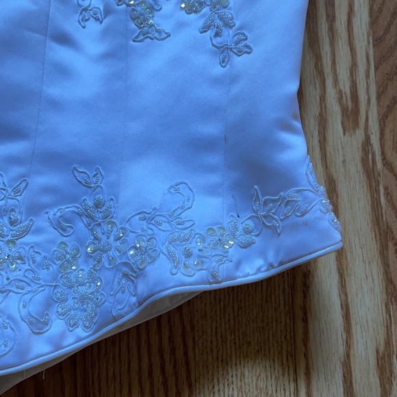 Beautiful intricate beaded Ashley Jordan corset - Picture 10 of 16